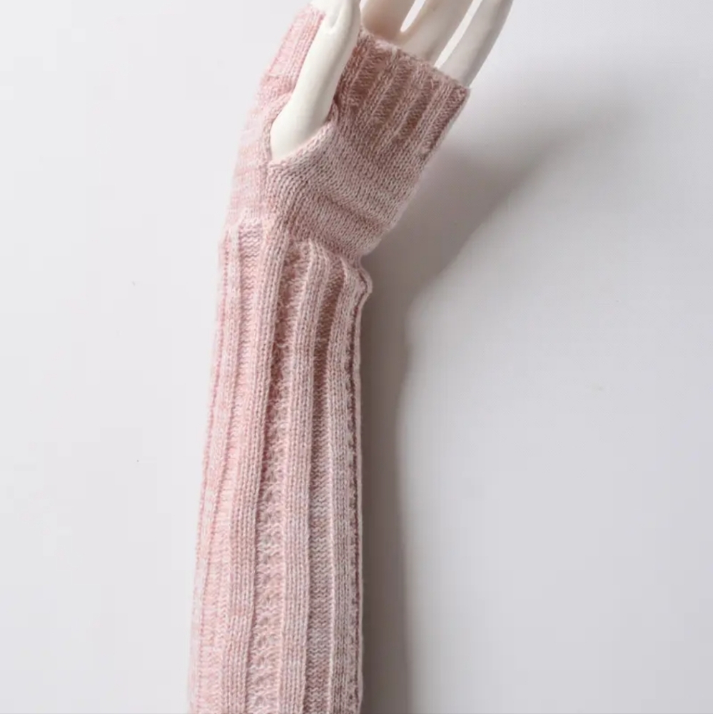 Pink cable knit arm warmers, new in packaging